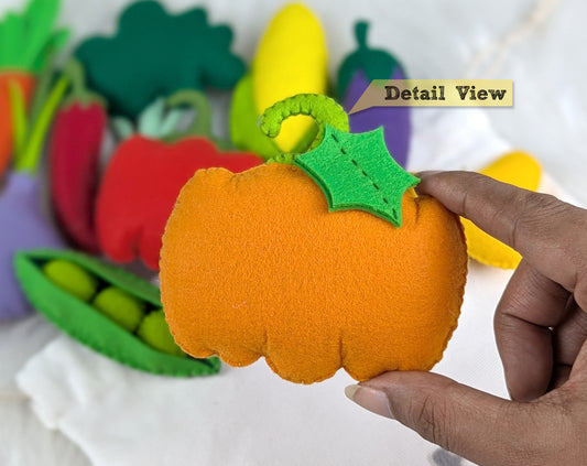 Felt Vegetables, Set of 10 with Potli