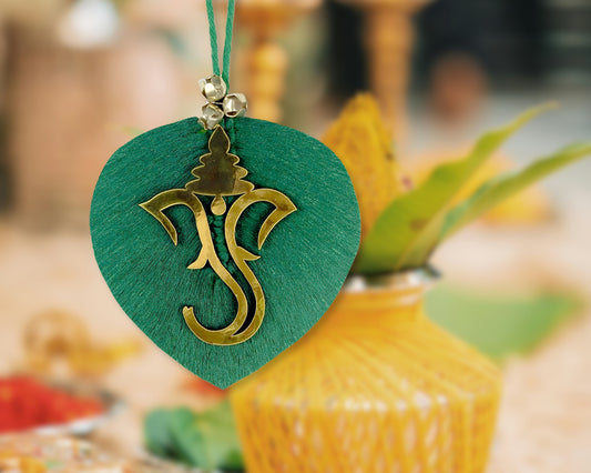 Ganesh Ji on Macrame Leaf