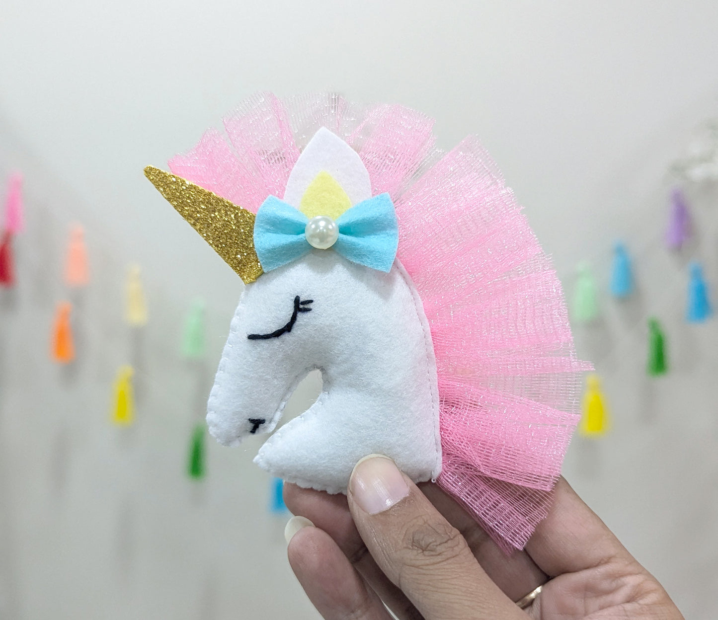 Pink Unicorn Brooch | Set of 1